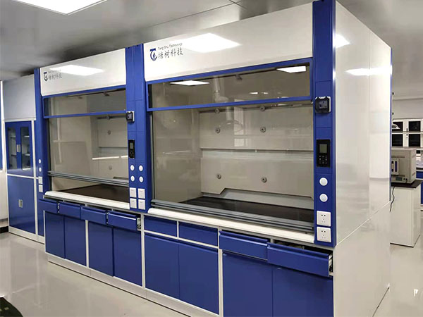 為什么PP試驗臺、PP通風(fēng)櫥價格昂貴